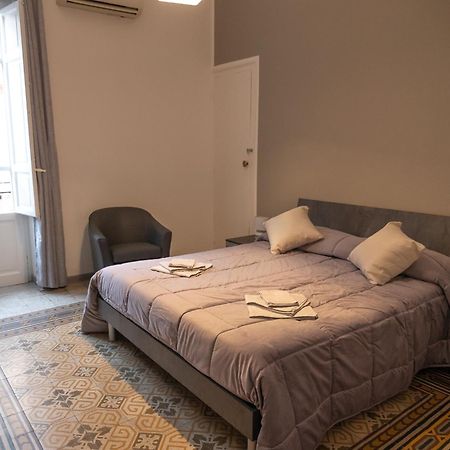 Pacini Deluxe Apartment パレルモ エクステリア 写真
